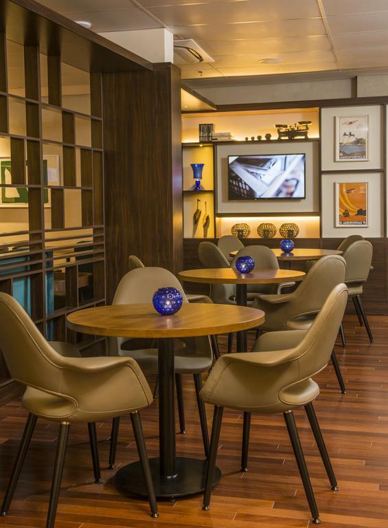 Hotel Luzeiros Ресифи Экстерьер фото The lounge at the airport