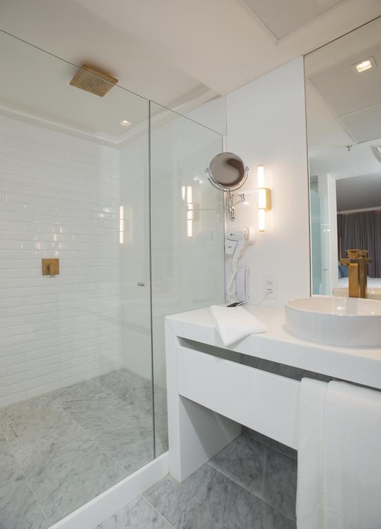 Hotel Luzeiros Ресифи Номер фото A shower enclosure